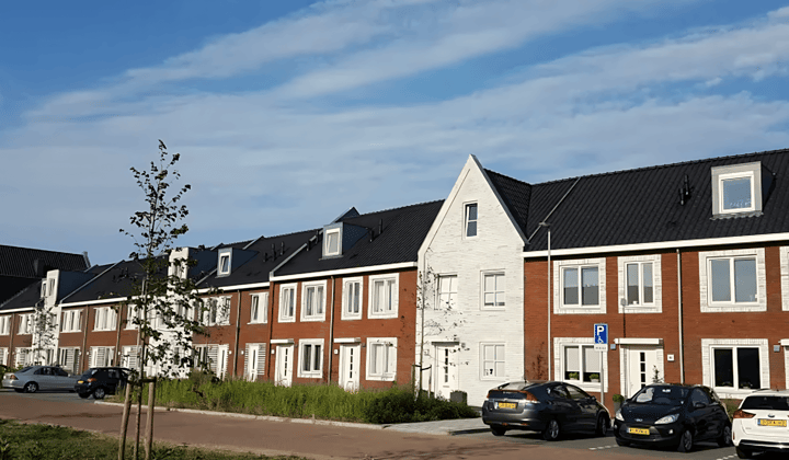 Huis · 103 m² · €1280,-