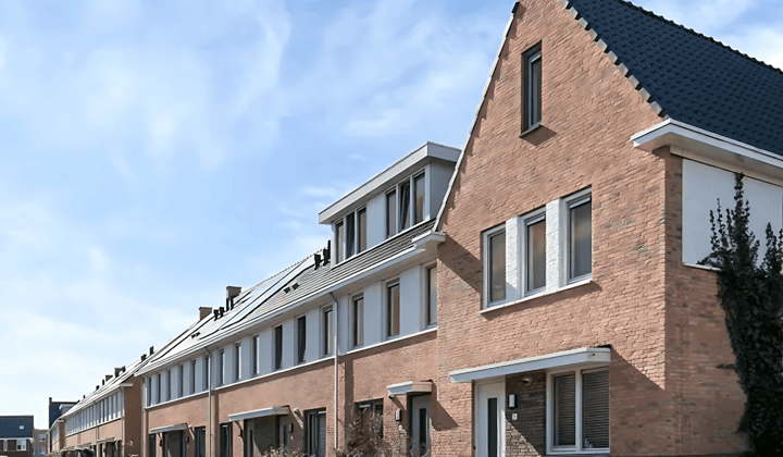 Huis · 123 m² · €1430,-