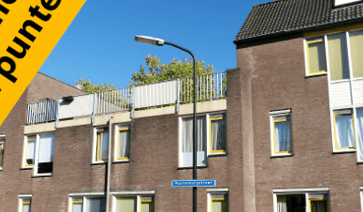 Maisonnette met balkon en parkeergelegenheid in centrum