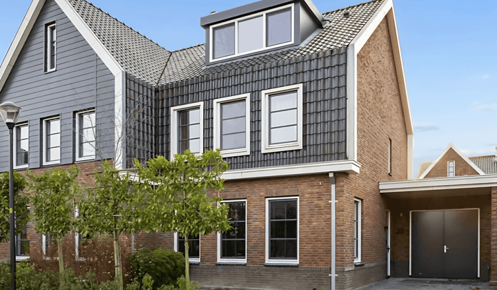 Huis | 169m² | €3500,-