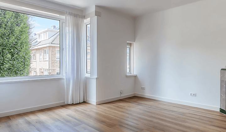 Appartement · 110 m² · €2500,-