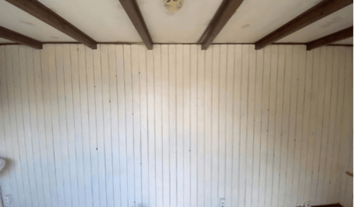Studentenkamer met eigen wasbak en balkon