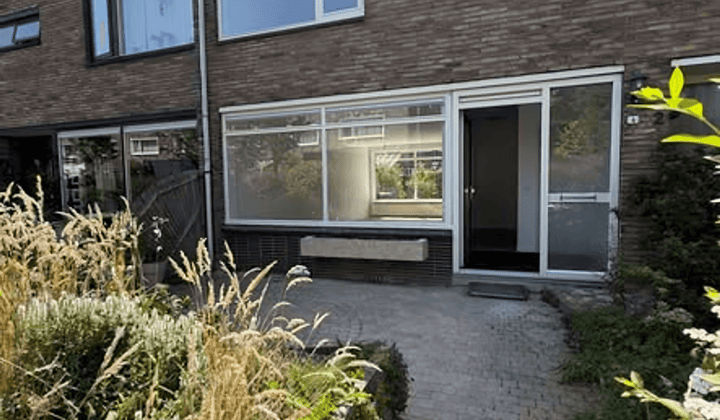 Huis | 105m² | €2500,-