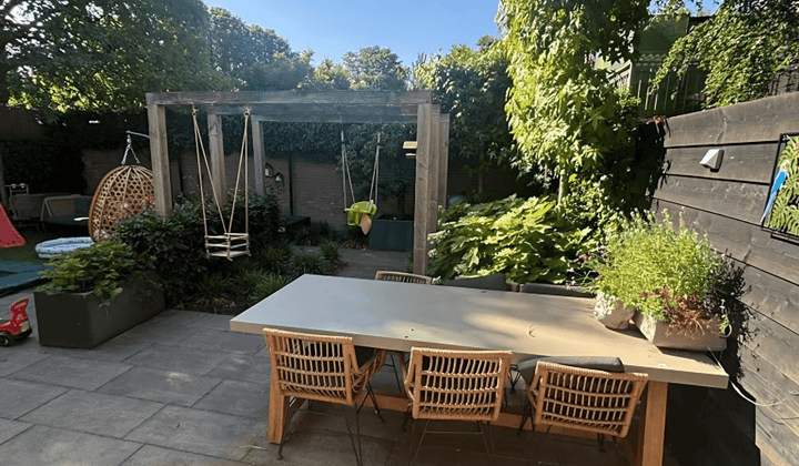 Huis | 212m² | €1995,-