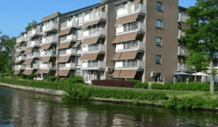 Appartement met Balkon en Parkeerplaats