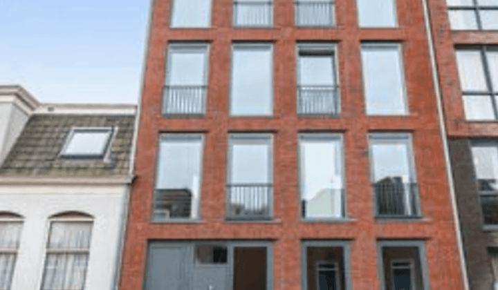 Appartement · 27 m² · €1298,-