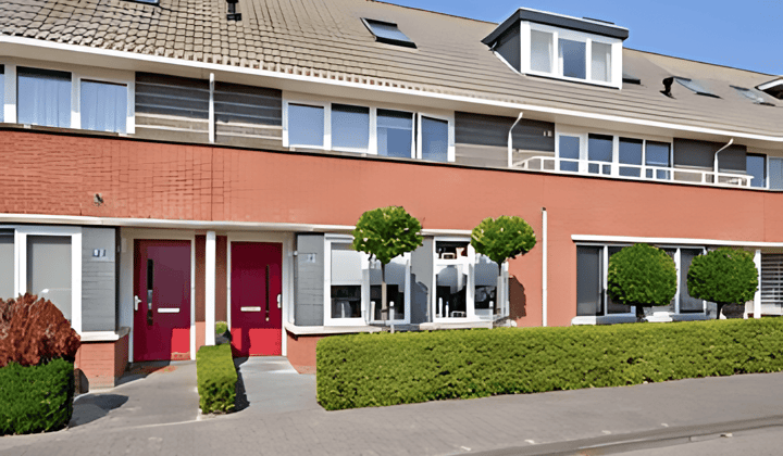 Ruime eengezinswoning met tuin en wasmachineaansluiting