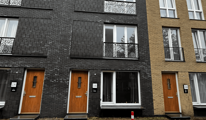 Huis · 124 m² · €1368,-