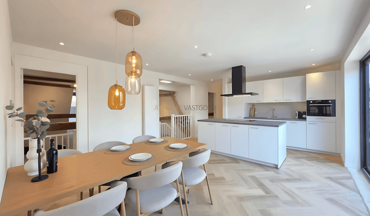 Huis | 89m² | €2250,-