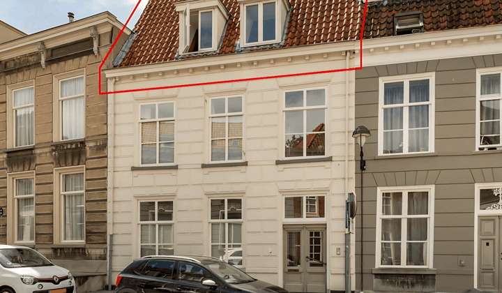 Gestoffeerd appartement met inloopdouche en één slaapkamer