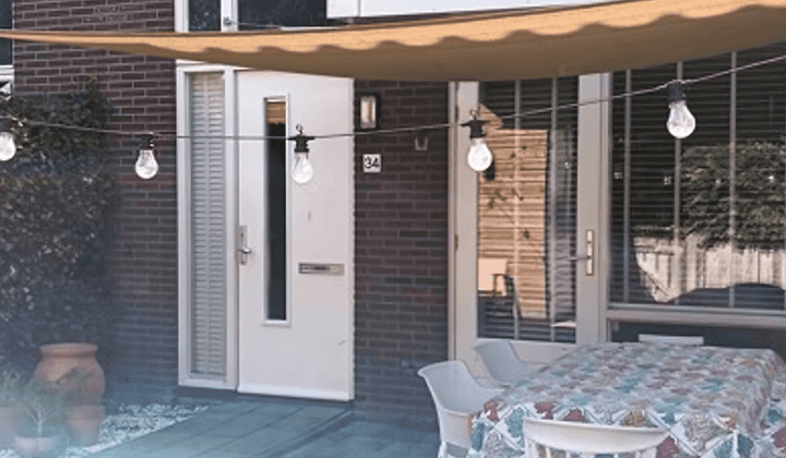 Huis · 88 m² · €932,-