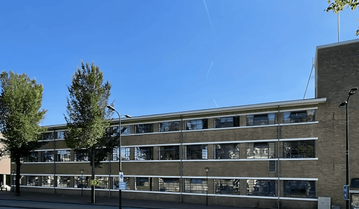 Studio · 40 m² · €1129,-