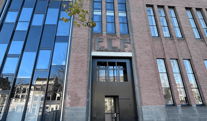 Gestoffeerd appartement in monumentaal pand