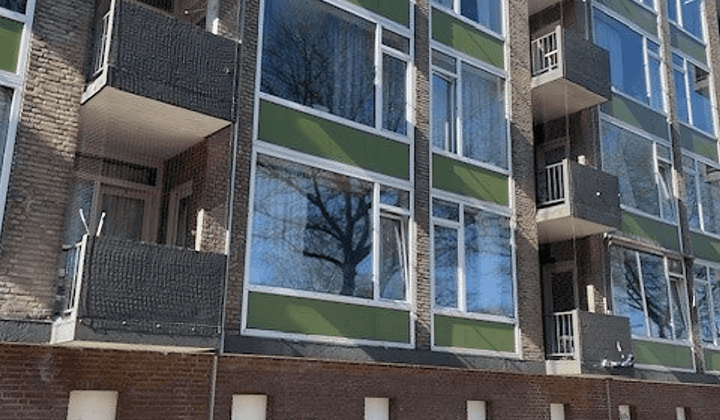 Gestoffeerde studentenkamer met wasmachine en all-in prijs