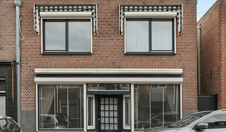 Huis · 149 m² · €2370,-