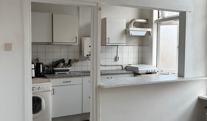 Gestoffeerd appartement met 1 slaapkamer en vaste lasten inbegrepen