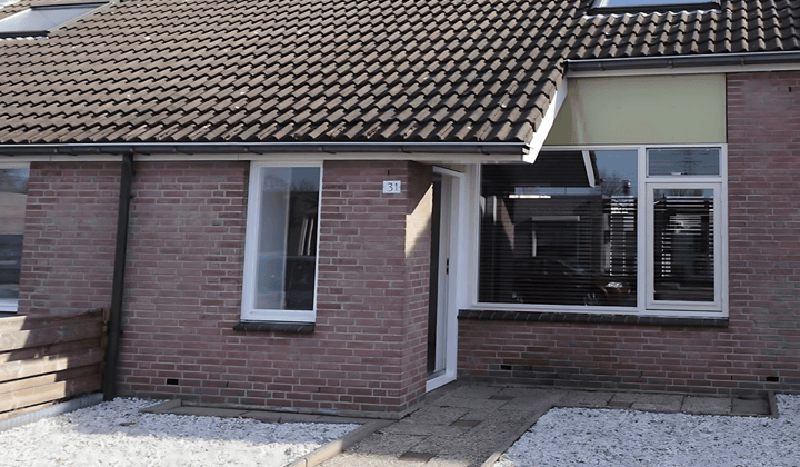 Tussenwoning met tuin en 2 slaapkamers