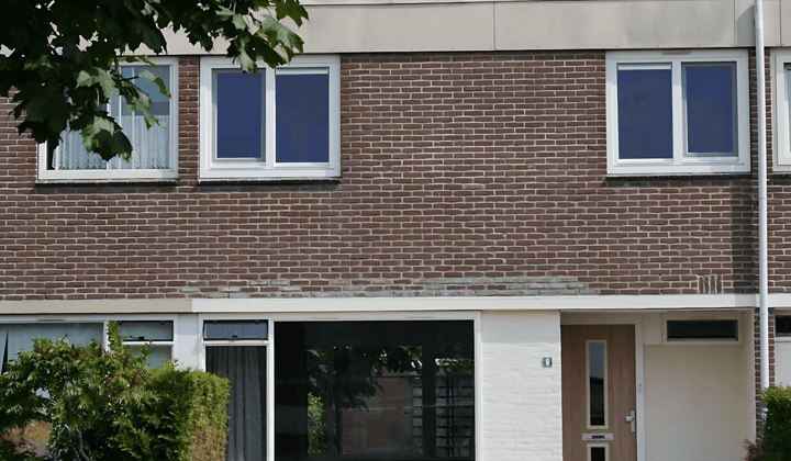 Huis · 87 m² · €2400,-