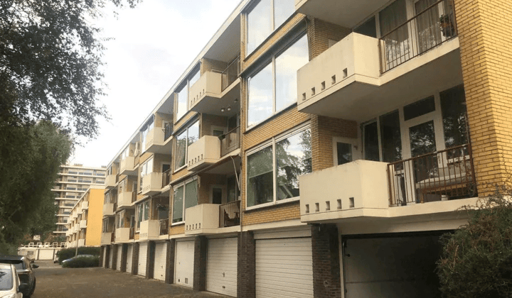 Ruime garage te huur 23 m²