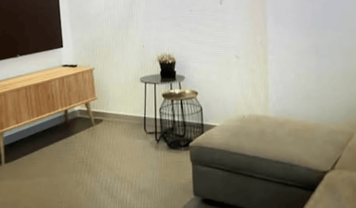Gemeubileerde studio met privébalkon en all-in prijs