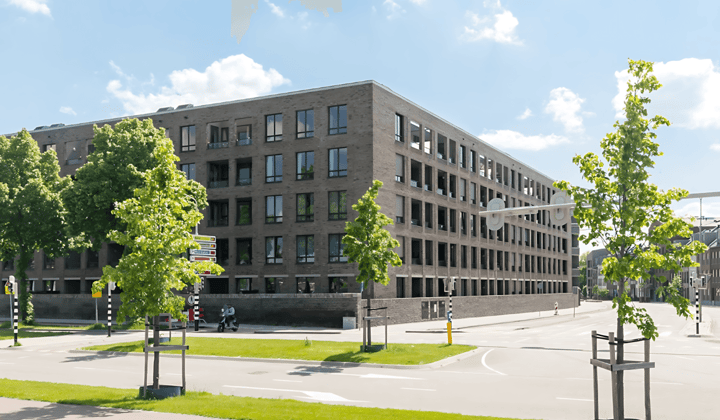 Kamer · €1580,-