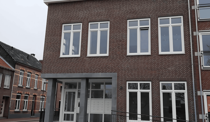 Appartement · 45 m² · €1002,-