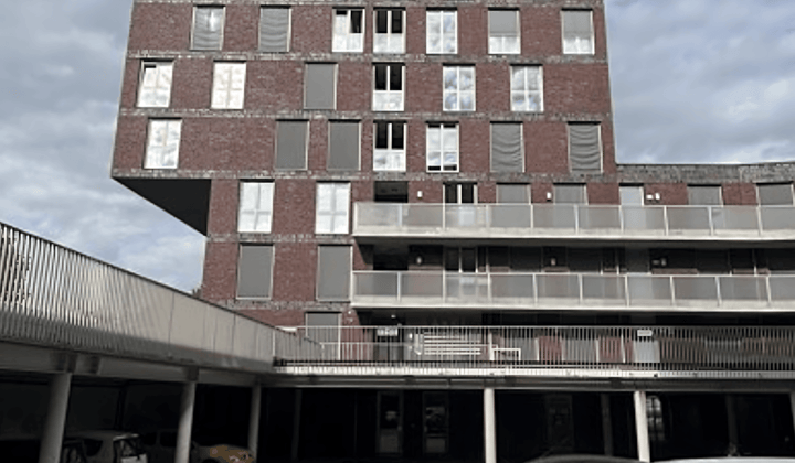 Appartement met Balkon en Eigen Parkeerplaats