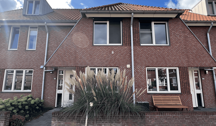 Huis · 119 m² · €2250,-