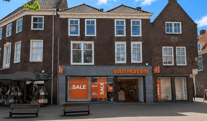 Appartement · 158 m² · €1275,-