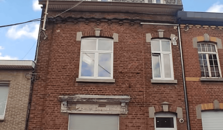 Gemeubileerd appartement met drie slaapkamers inclusief prijs