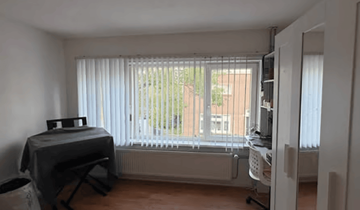 Kleine kamer met tuin en wifi, inclusief prijs
