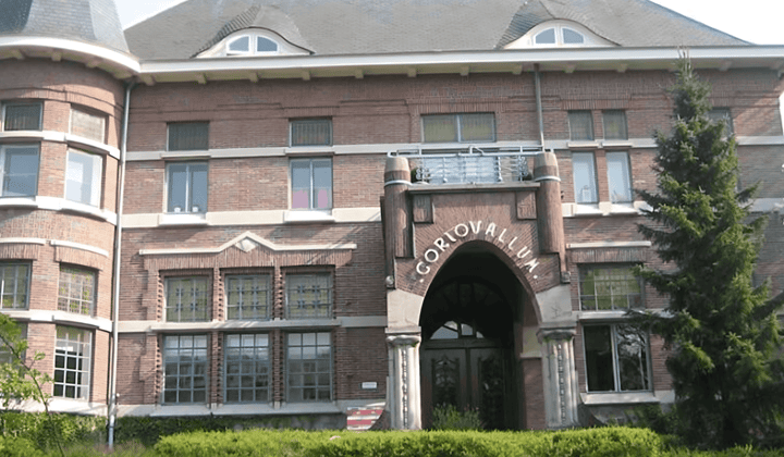 Appartement met Balkon en Parkeerplaats