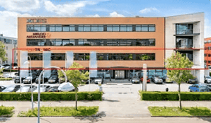 Kantoorruimte met parkeergelegenheid