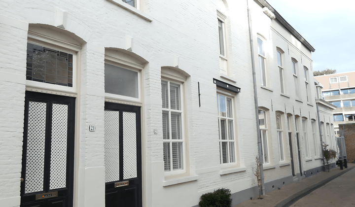 Tussenwoning met tuin en inloopdouche