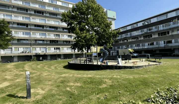 Kamer · 15 m² · €610,-