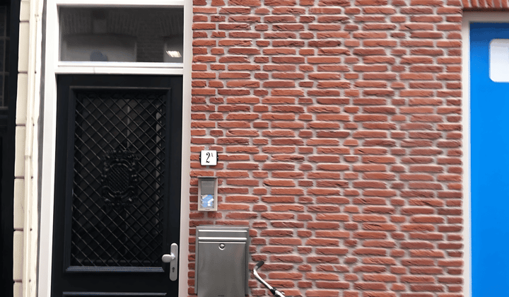 Gemeubileerde studentenkamer met gedeeld toilet in het centrum
