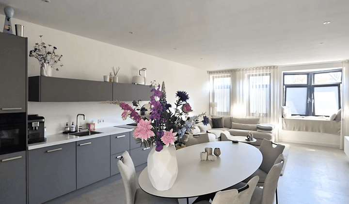 Appartement · 80 m² · €1795,-