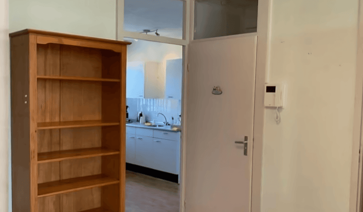 Gestoffeerde kamer met wifi en tijdelijke huur