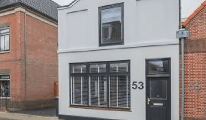 Huis · 145 m² · €3395,-