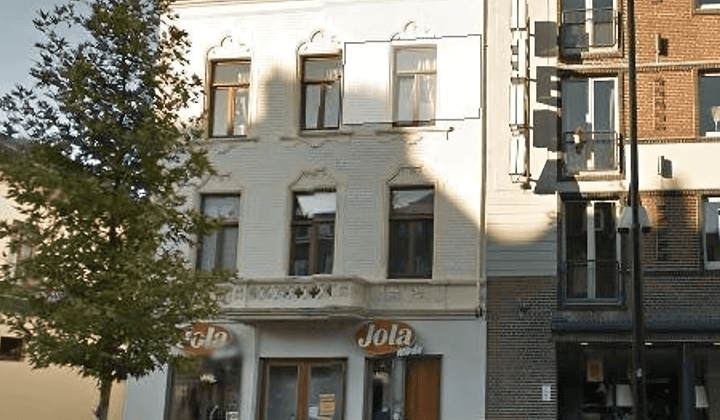 Gemeubileerd appartement met wasmachine en uitzicht
