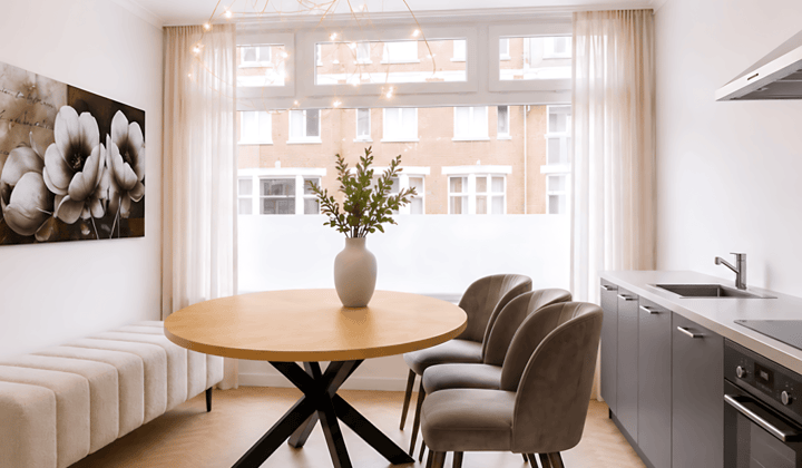 Huis · 85 m² · €2295,-