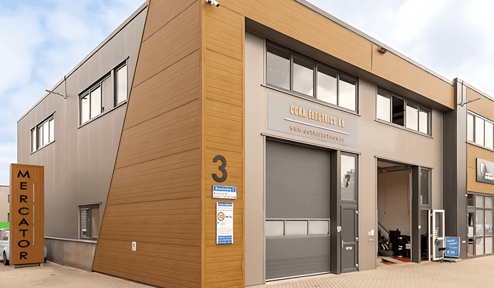 Bedrijfsruimte · 132 m² · €1475,-
