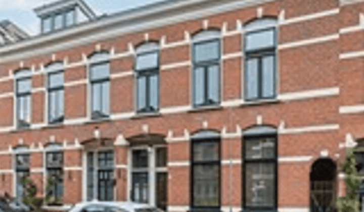Kamer | 121m² | €2500,-