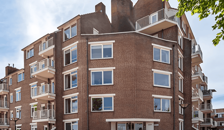 Appartement · 100 m² · €1895,-