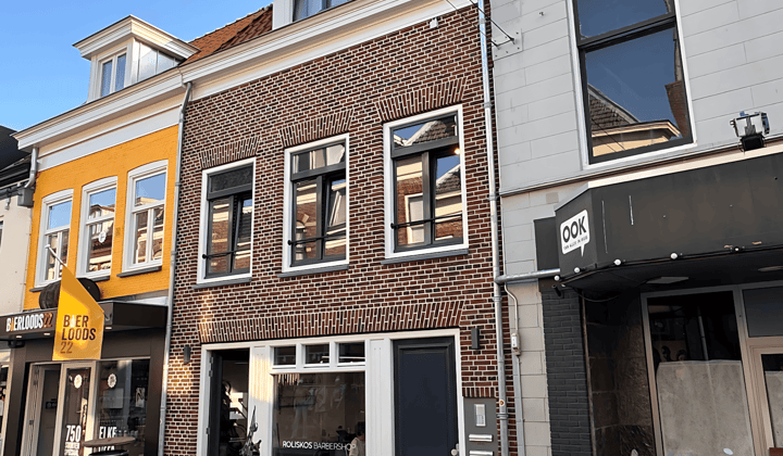 Appartement · 49 m² · €1500,-