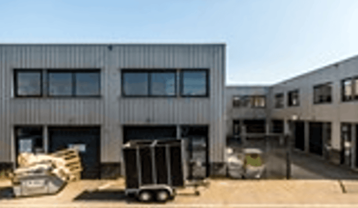 Bedrijfsruimte · 70 m² · €1195,-