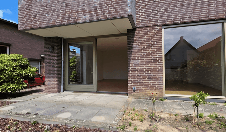 Appartement · 89 m² · €1228,-