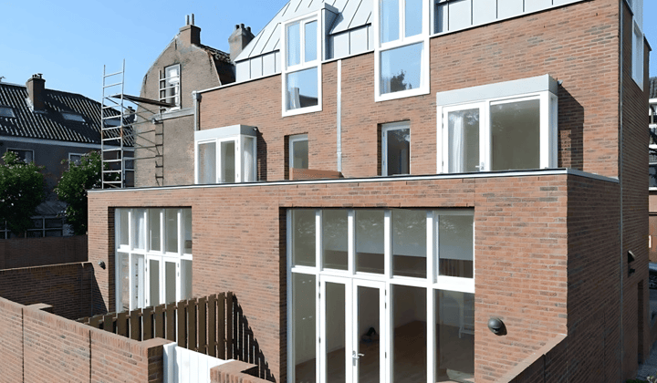 Huis · 82 m² · €2475,-
