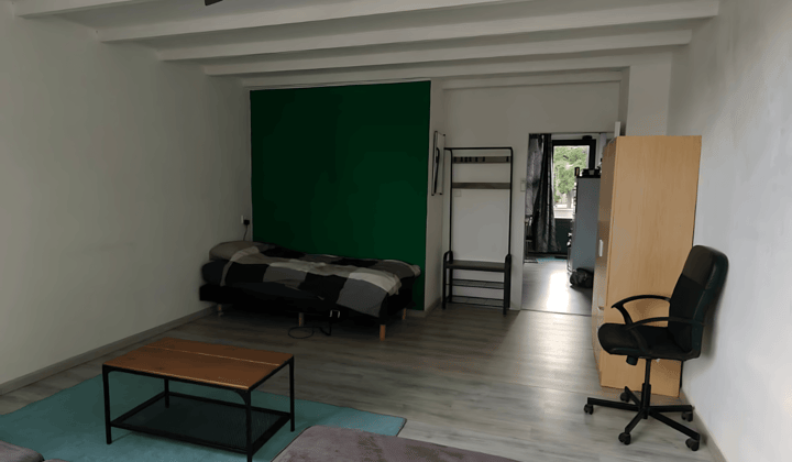 Kamer · 25 m² · €760,-