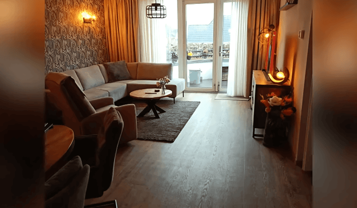 Appartement · 85 m² · €856,-